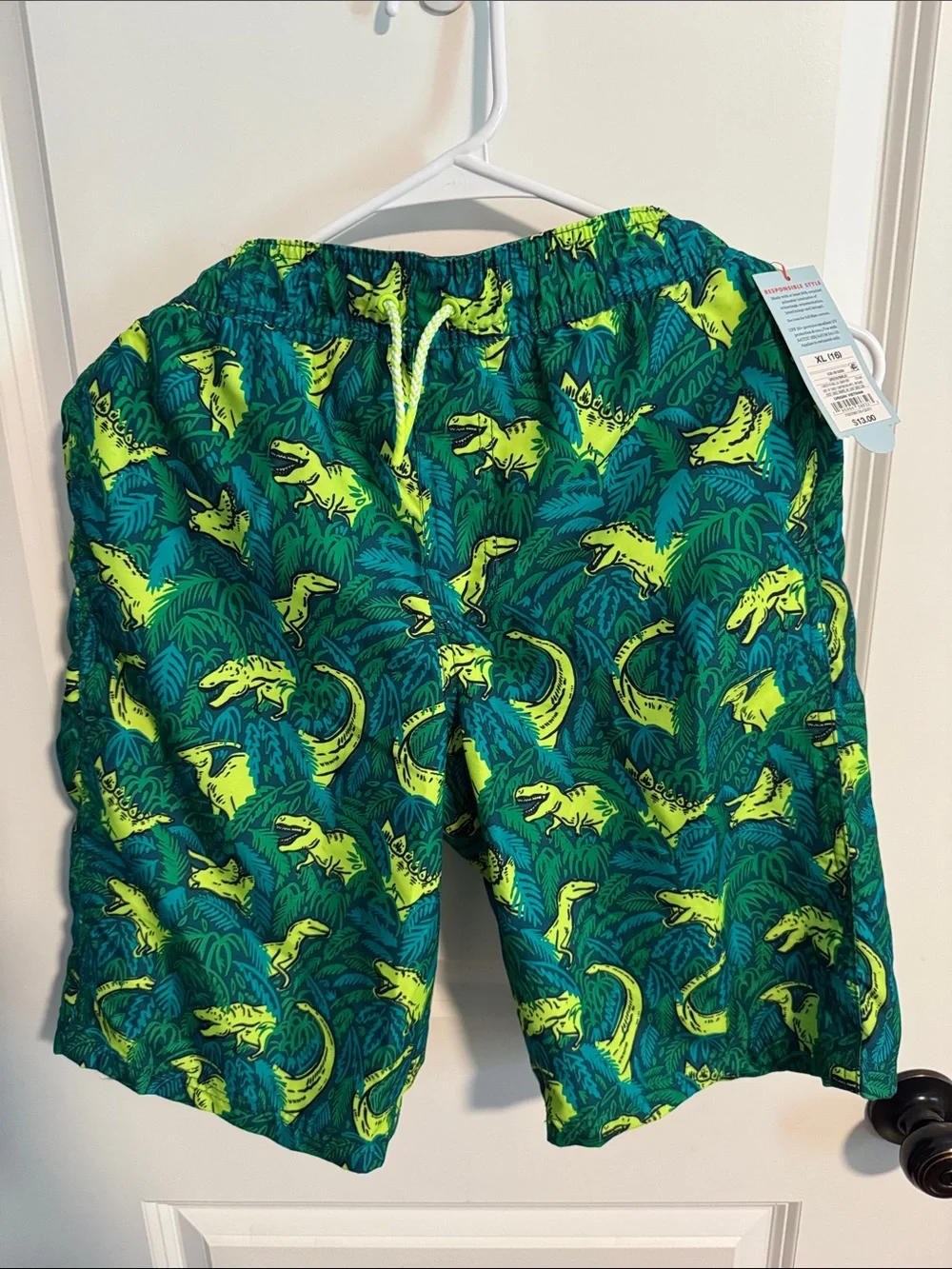 Cat & Jack boys swim trunks NWT and rashguard EUC